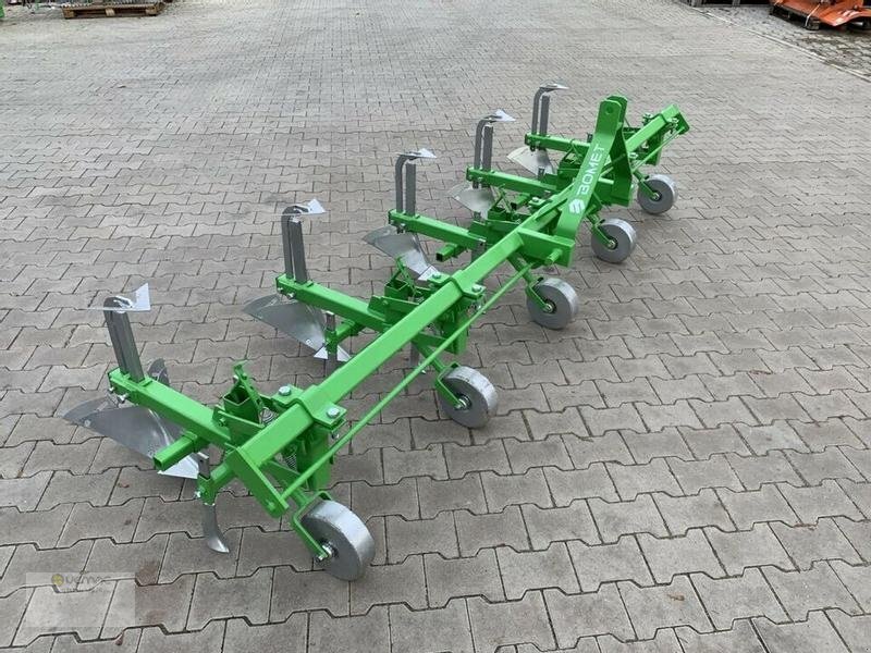 BOMET Kartoffelhäufler Bomet P475/1 4reihig Norma Häufler Kartoffel NEU - 土壤耕作设备:图3 BOMET Kartoffelhäufler Bomet P475/1 4reihig Norma Häufler Kartoffel NEU - 土壤耕作设备:图3