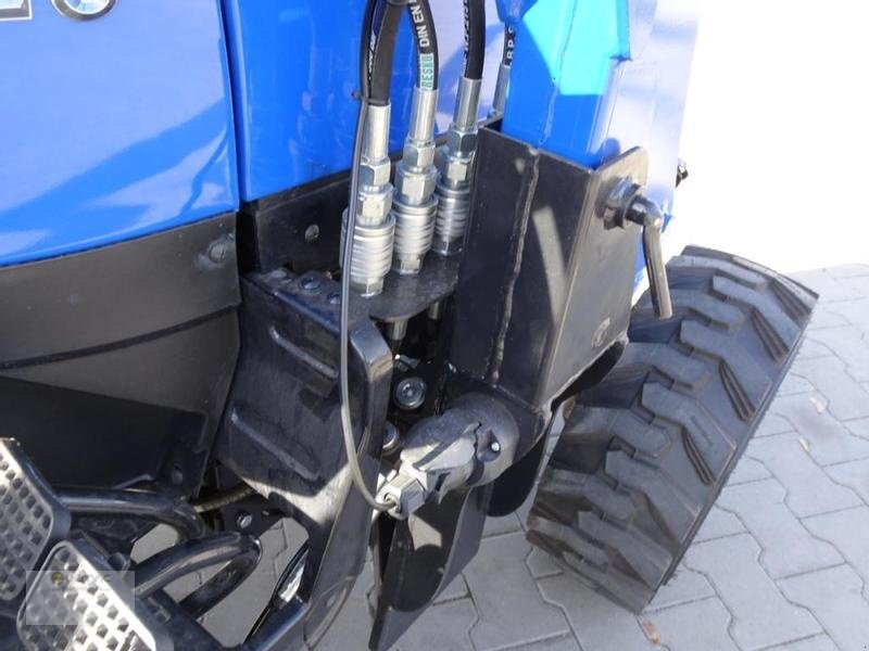 新的 紧凑型拖拉机 Solis Solis 26 26PS NEU Traktor Schlepper Frontlader Industrie NEU:图17 新的 紧凑型拖拉机 Solis Solis 26 26PS NEU Traktor Schlepper Frontlader Industrie NEU:图17