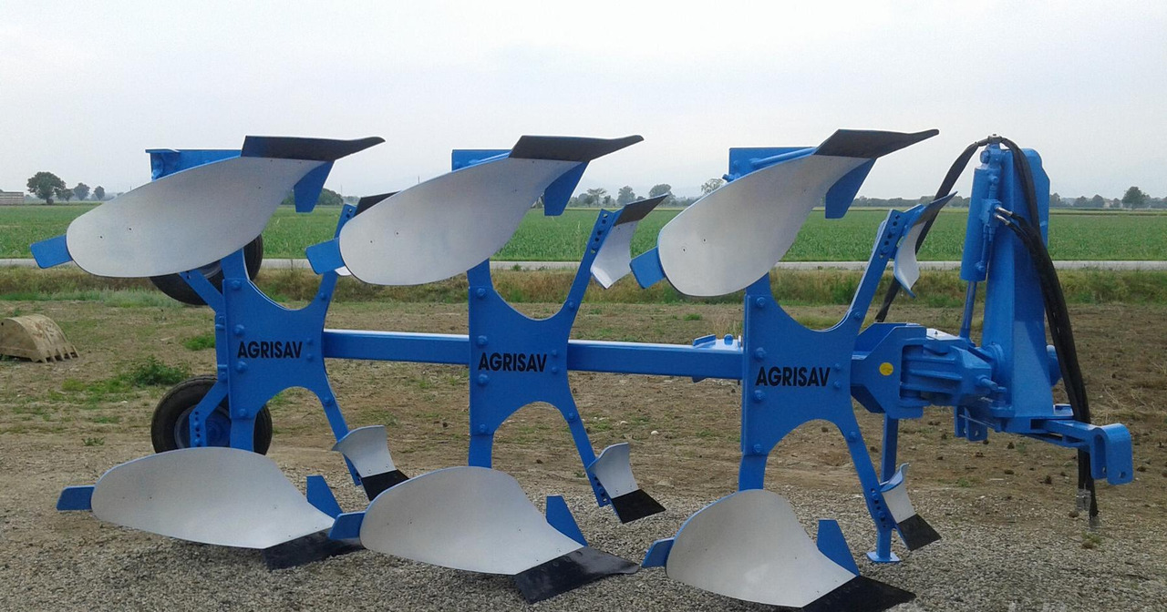 ARATRO TRIVOMERE TAS 9 - 犁:图1 ARATRO TRIVOMERE TAS 9 - 犁:图1