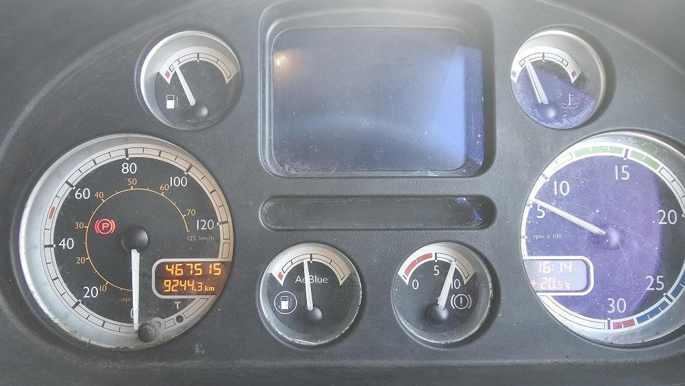 Daf 75 310 - 栏板式/ 平板卡车:图5 Daf 75 310 - 栏板式/ 平板卡车:图5