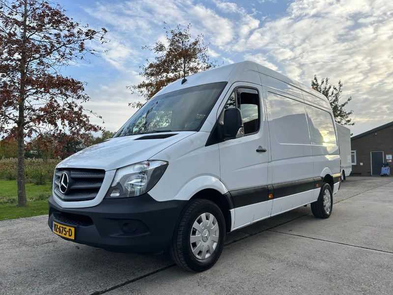 Mercedes-Benz Sprinter 313 CDI / L2H2 / AUTOMAAT / NL BUS / 130 PK / 2-ZITS / CC / AIRCO / CAMERA - 无侧窗厢式货车:图1 Mercedes-Benz Sprinter 313 CDI / L2H2 / AUTOMAAT / NL BUS / 130 PK / 2-ZITS / CC / AIRCO / CAMERA - 无侧窗厢式货车:图1
