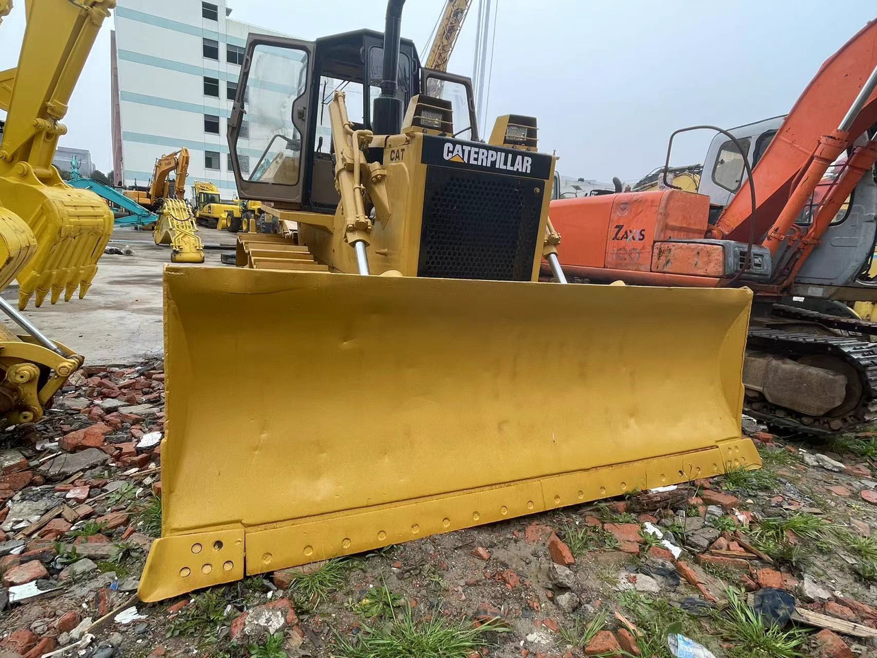CATERPILLAR D6G - 推土机:图2 CATERPILLAR D6G - 推土机:图2