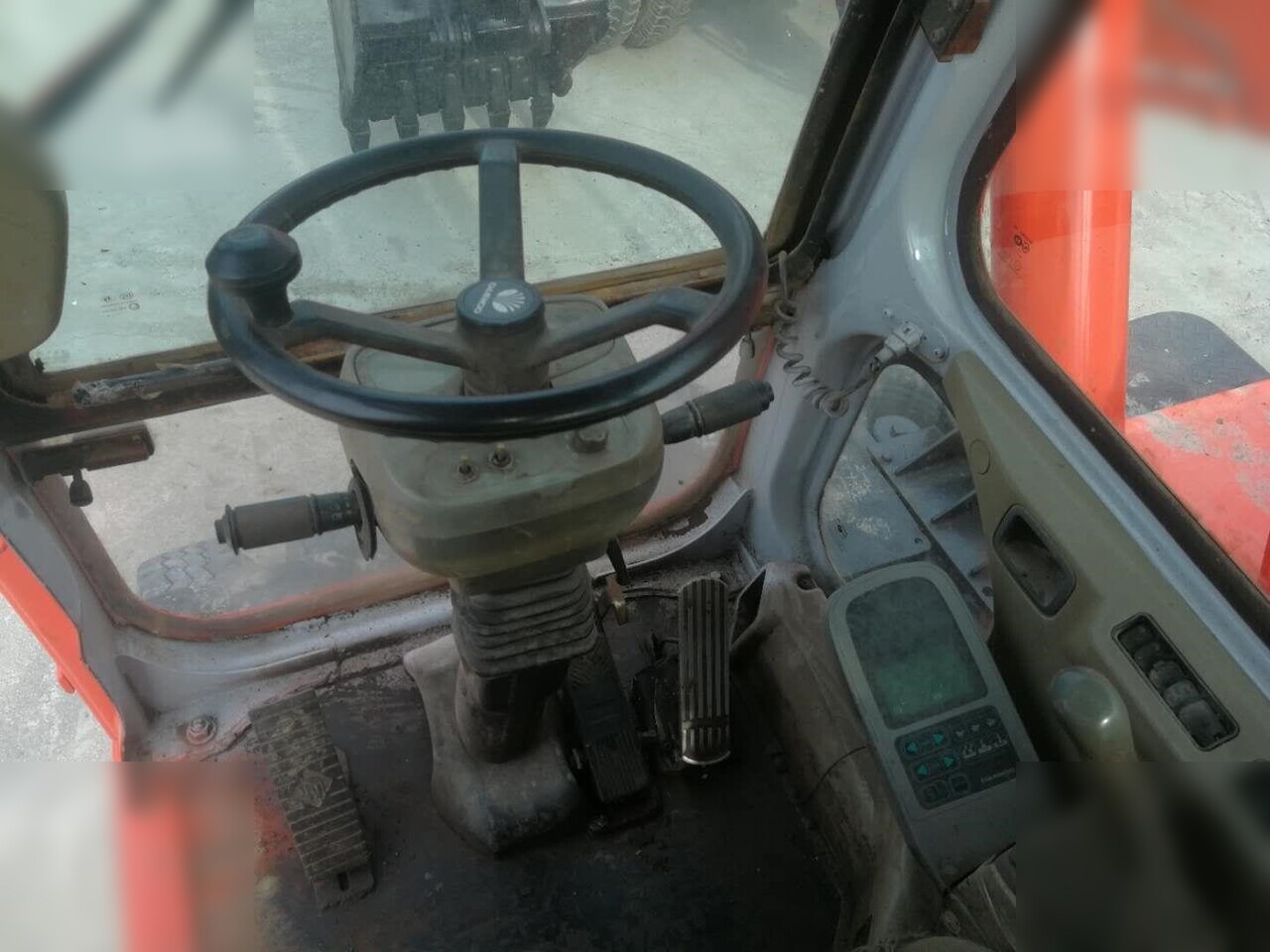 DOOSAN DH150W-7 - 轮式挖掘机:图4 DOOSAN DH150W-7 - 轮式挖掘机:图4