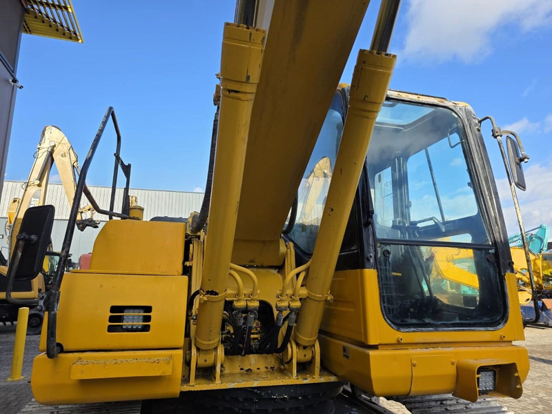 Komatsu PC210LC-8 - 履带式挖掘机:图5 Komatsu PC210LC-8 - 履带式挖掘机:图5