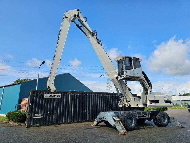 Terex TM350 - 垃圾/ 工业叉装车:图3 Terex TM350 - 垃圾/ 工业叉装车:图3