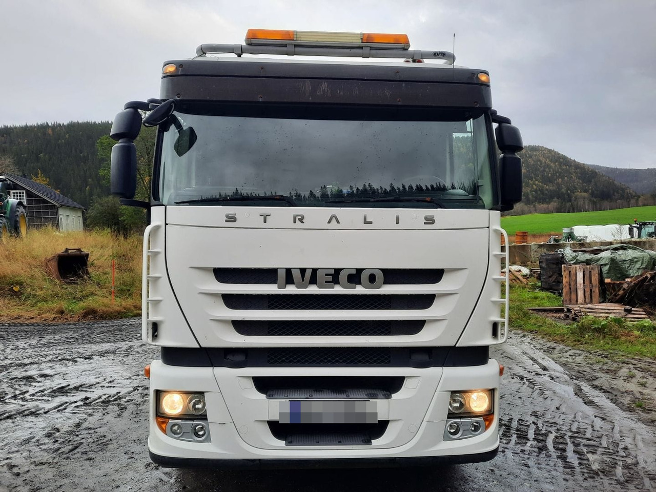 IVECO Stralis 560 - 翻斗车:图3 IVECO Stralis 560 - 翻斗车:图3