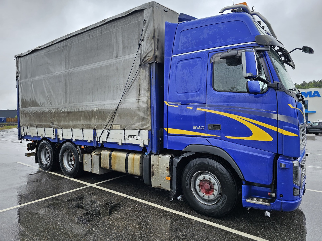 Volvo FH16 540 6x4 - 侧帘卡车:图2 Volvo FH16 540 6x4 - 侧帘卡车:图2
