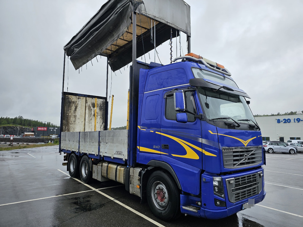 Volvo FH16 540 6x4 - 侧帘卡车:图1 Volvo FH16 540 6x4 - 侧帘卡车:图1