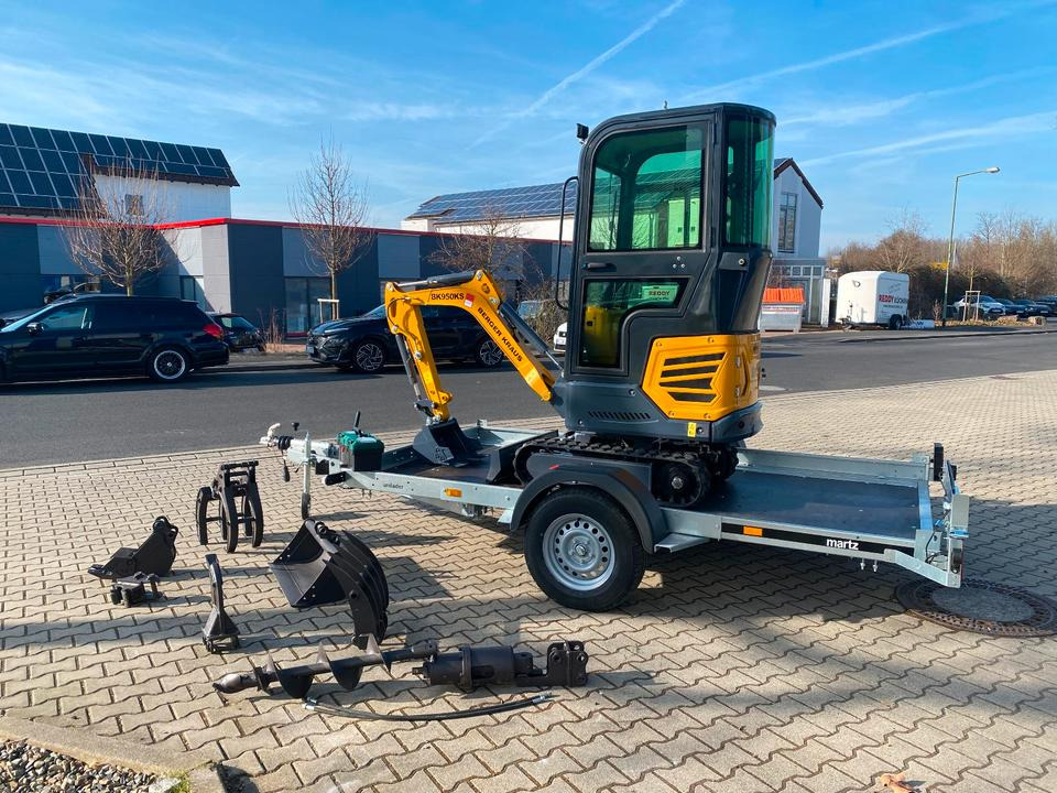 Minibagger BK950KS + Anhänger + Zubehör *INKL.19% MWST*BERGER KRAUS*KABINE*SOFORT!* - 小型挖掘机:图3 Minibagger BK950KS + Anhänger + Zubehör *INKL.19% MWST*BERGER KRAUS*KABINE*SOFORT!* - 小型挖掘机:图3