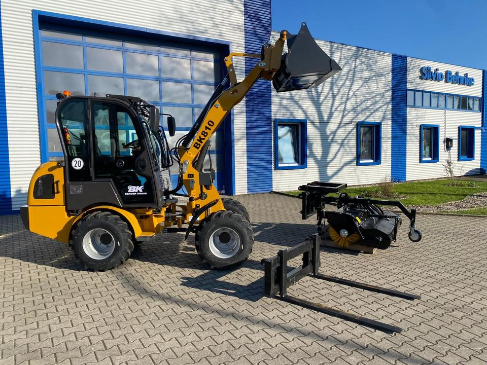 Radlader/Hoflader BK810 inkl. Kehrmaschinenpaket *INKL.19% MWST*BERGER KRAUS* KUBOTA*EURO*CE* - 紧凑型装载机:图2 Radlader/Hoflader BK810 inkl. Kehrmaschinenpaket *INKL.19% MWST*BERGER KRAUS* KUBOTA*EURO*CE* - 紧凑型装载机:图2