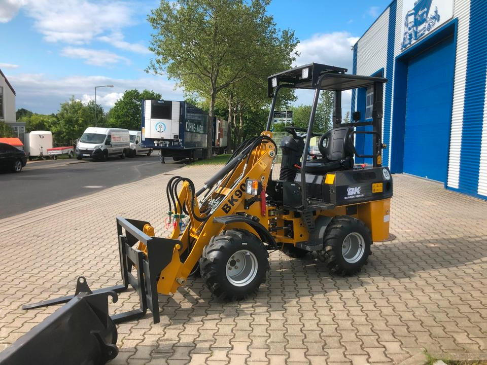 Radlader / Hoflader BK906 *INKL.19% MWST*PERKINS*BERGER KRAUS*GABELPAKET*CE*EURO - 紧凑型装载机:图3 Radlader / Hoflader BK906 *INKL.19% MWST*PERKINS*BERGER KRAUS*GABELPAKET*CE*EURO - 紧凑型装载机:图3