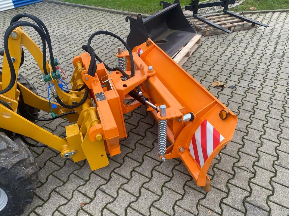 紧凑型装载机 Radlader/Hoflader BK906 mit Kabine inkl. Winter-Komplettpaket *INKL.19% MWST.*BERGER KRAUS*PERKINS*EURO*SOFORT!*：图8