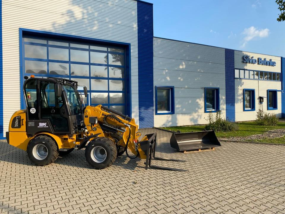 Teleskoplader/Radlader BK810T inkl. Gabel/Schaufelpaket *INKL.19% MWST*BERGER KRAUS*KUBOTA*EURO*CE* - 紧凑型装载机:图3 Teleskoplader/Radlader BK810T inkl. Gabel/Schaufelpaket *INKL.19% MWST*BERGER KRAUS*KUBOTA*EURO*CE* - 紧凑型装载机:图3