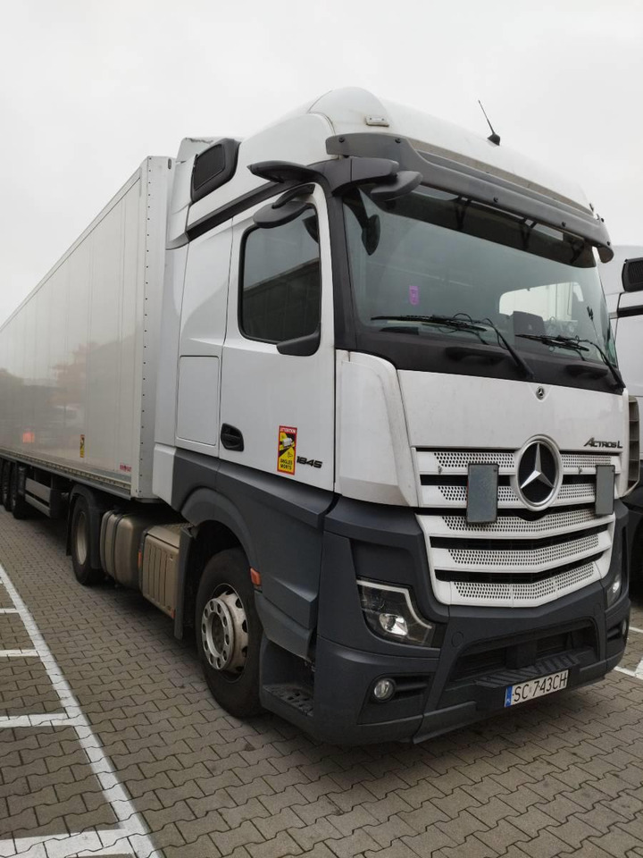 Schmitz Cargobull 3 axles xLiftachse - 等温半拖车:图1 Schmitz Cargobull 3 axles xLiftachse - 等温半拖车:图1