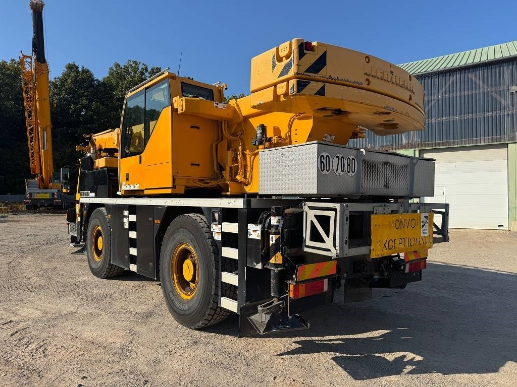 Liebherr LTM 1030-2.1 - 移动式起重机:图4 Liebherr LTM 1030-2.1 - 移动式起重机:图4
