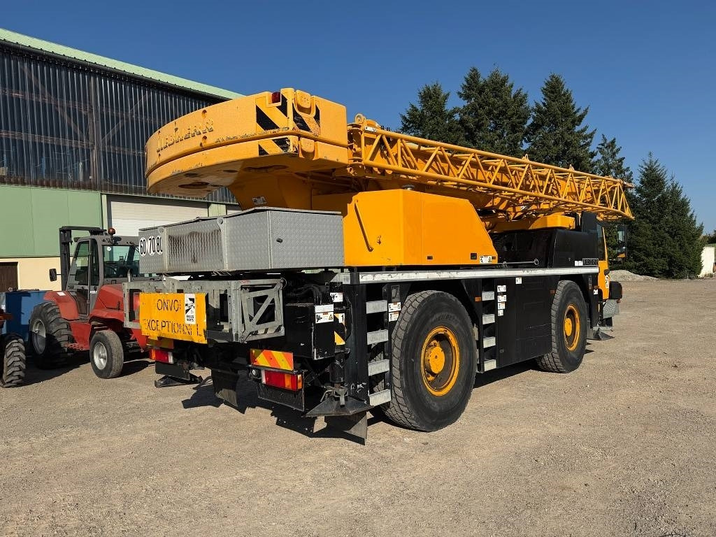Liebherr LTM 1030-2.1 - 移动式起重机:图3 Liebherr LTM 1030-2.1 - 移动式起重机:图3