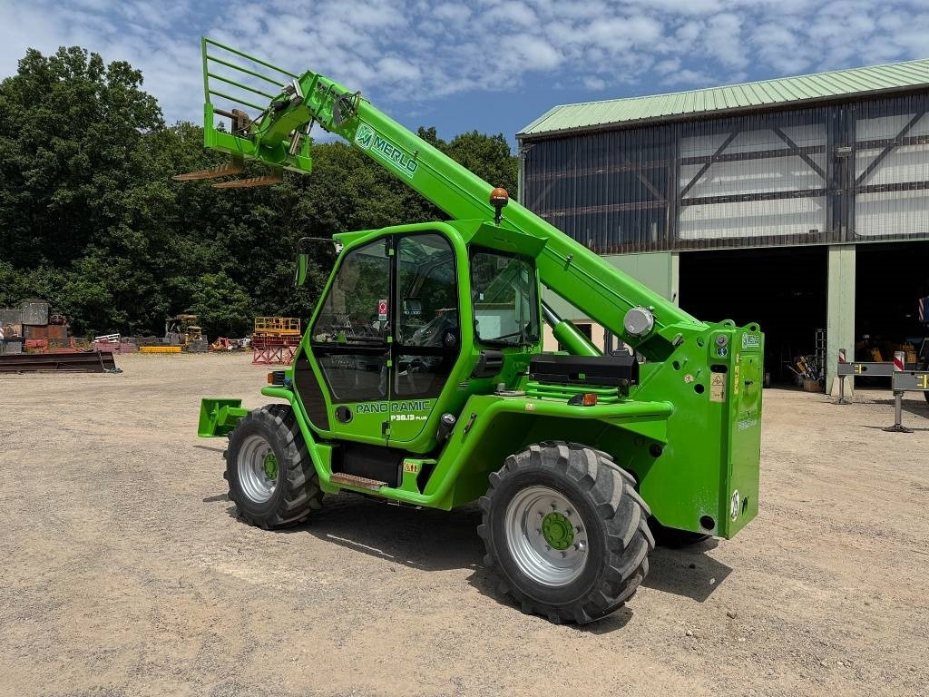 Merlo P 38.13 Plus - 伸缩臂叉装车:图3 Merlo P 38.13 Plus - 伸缩臂叉装车:图3