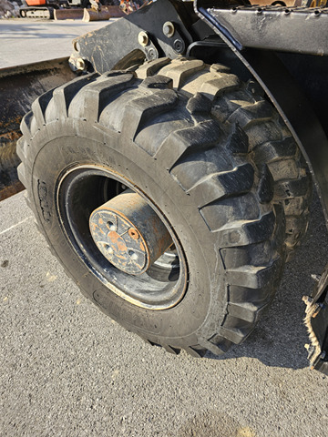 轮式挖掘机 CATERPILLAR M318F：图21