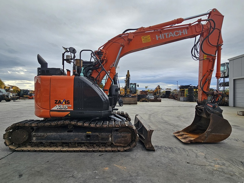 HITACHI ZX135US-6 - 建筑机械:图4 HITACHI ZX135US-6 - 建筑机械:图4