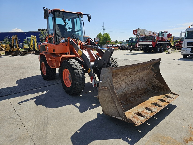 轮式装载机 VOLVO L30G:图6 轮式装载机 VOLVO L30G:图6