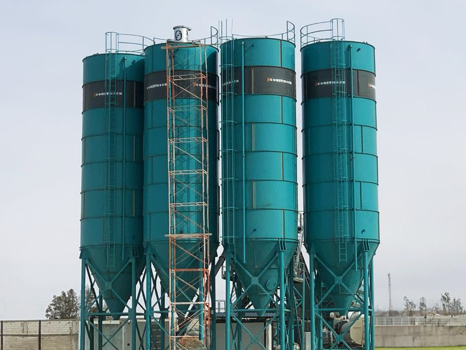 Constmach Silo à Ciment d'une Capacité de 200 Tonnes - 水泥筒仓:图1 Constmach Silo à Ciment d'une Capacité de 200 Tonnes - 水泥筒仓:图1