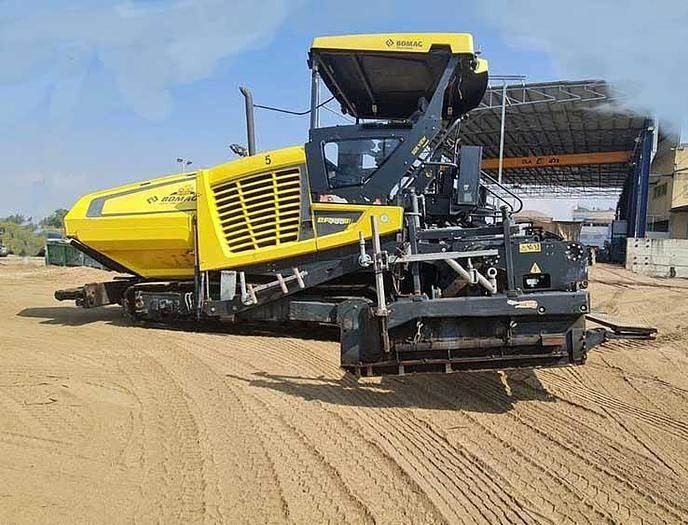 Bomag BF700C-2 - 沥青铺路机:图3 Bomag BF700C-2 - 沥青铺路机:图3