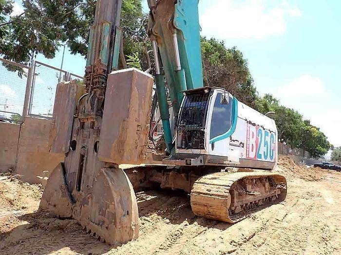 Casagrande B250XP-2 - 钻机:图2 Casagrande B250XP-2 - 钻机:图2