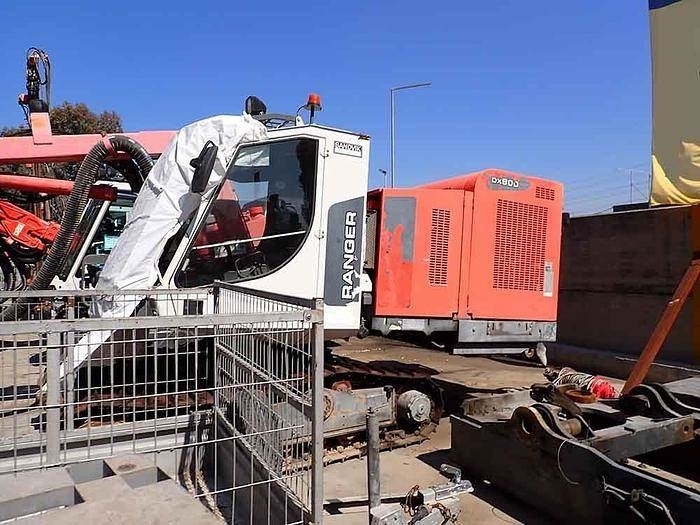 Sandvik DX800 - 钻机:图4 Sandvik DX800 - 钻机:图4