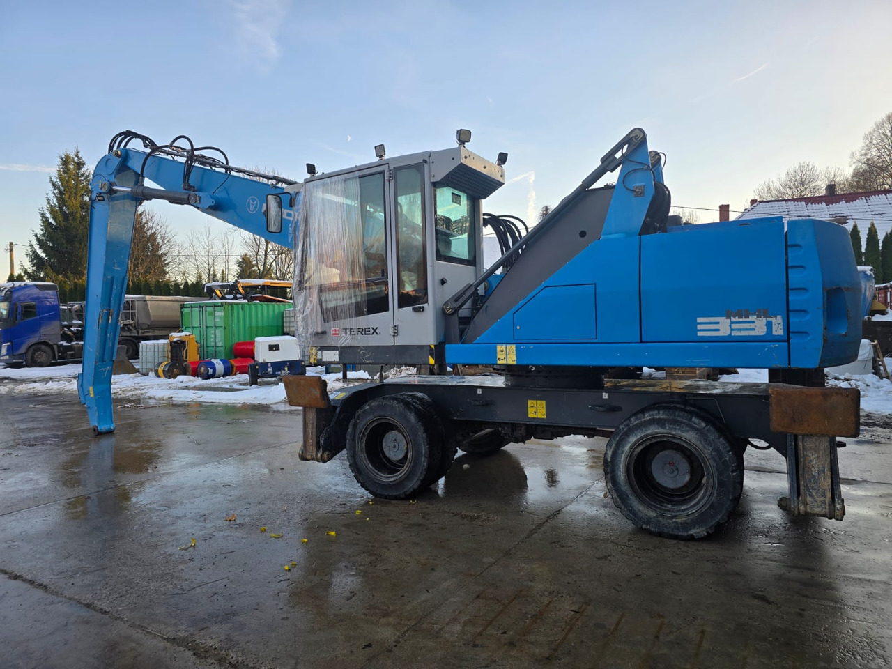 FUCHS MHL 331 - 垃圾/ 工业叉装车:图1 FUCHS MHL 331 - 垃圾/ 工业叉装车:图1