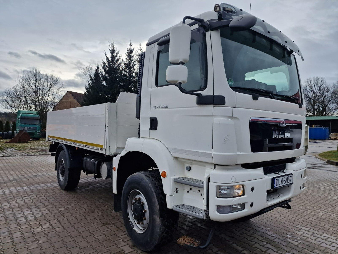 MAN 13.250 - 卡车:图2 MAN 13.250 - 卡车:图2