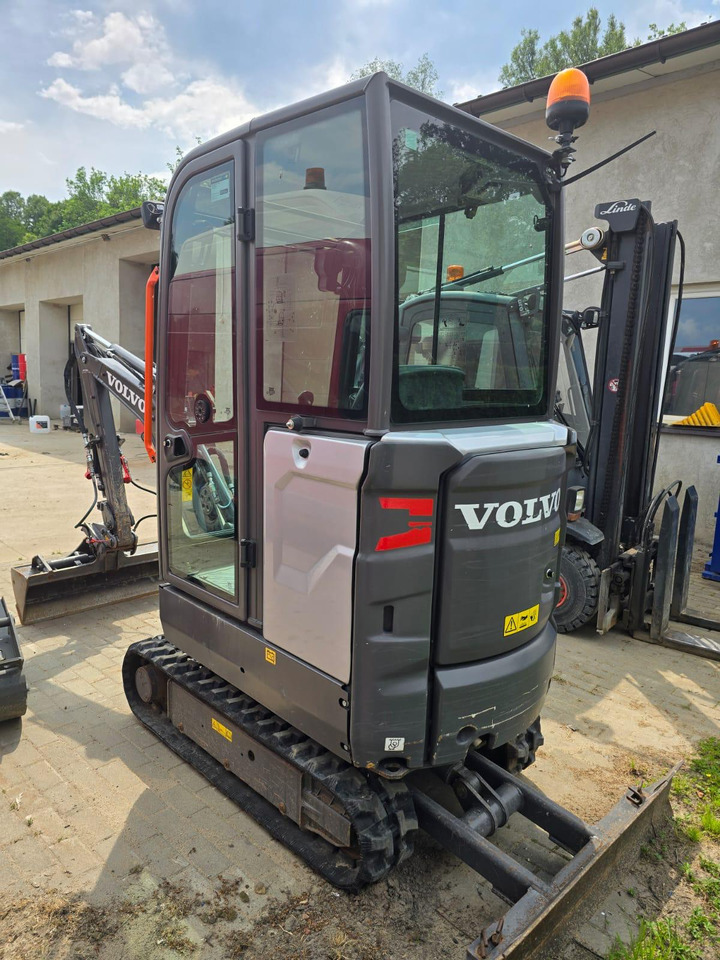 VOLVO EC 18 E - 小型挖掘机:图4 VOLVO EC 18 E - 小型挖掘机:图4