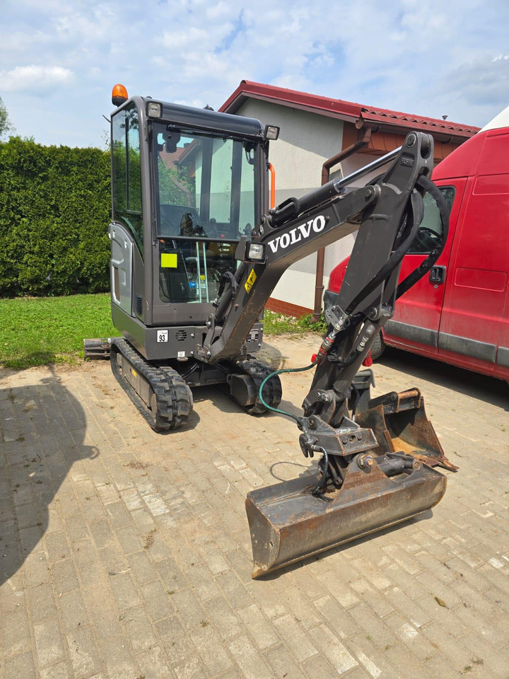 VOLVO EC 18 E - 小型挖掘机:图2 VOLVO EC 18 E - 小型挖掘机:图2