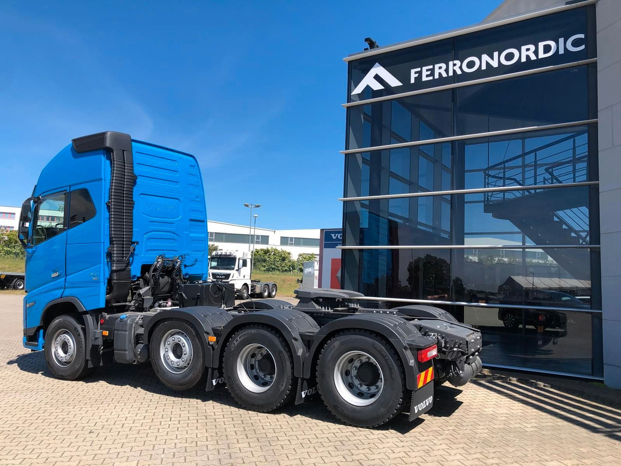 Volvo FH16 750 XL 8x4 Tridem*100T*Kriechgänge*Retarder Volvo FH16 750 XL 8x4 Tridem*100T*Kriechgänge*Retarder - 牵引车:图4 Volvo FH16 750 XL 8x4 Tridem*100T*Kriechgänge*Retarder Volvo FH16 750 XL 8x4 Tridem*100T*Kriechgänge*Retarder - 牵引车:图4