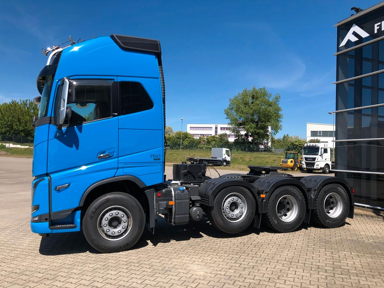 Volvo FH16 750 XL 8x4 Tridem*100T*Kriechgänge*Retarder Volvo FH16 750 XL 8x4 Tridem*100T*Kriechgänge*Retarder - 牵引车:图2 Volvo FH16 750 XL 8x4 Tridem*100T*Kriechgänge*Retarder Volvo FH16 750 XL 8x4 Tridem*100T*Kriechgänge*Retarder - 牵引车:图2