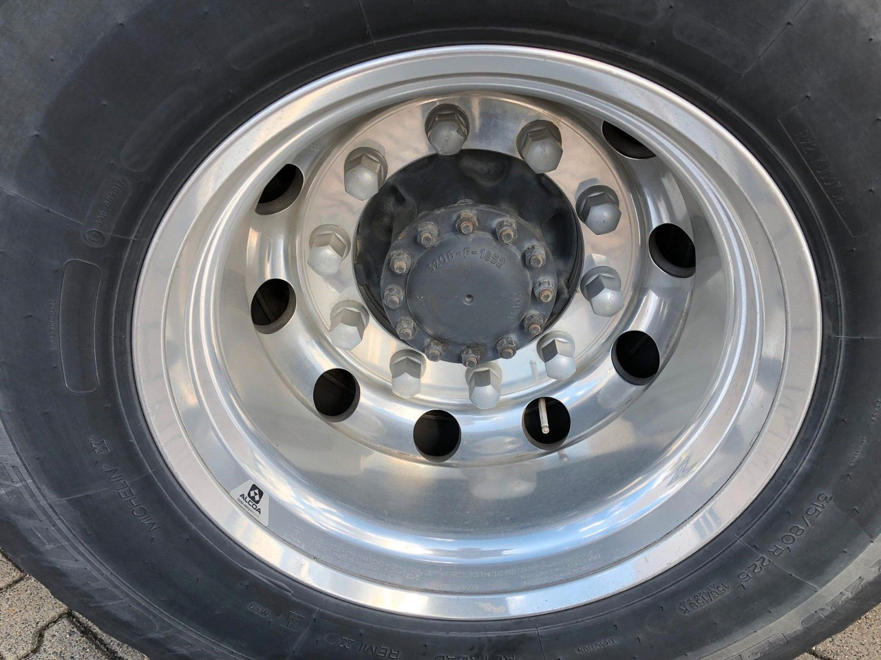 翻斗车 Volvo FH460 8x4 Tridem*TopZustand*excellent condition:图28 翻斗车 Volvo FH460 8x4 Tridem*TopZustand*excellent condition:图28