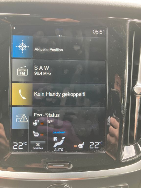 旅行车 Volvo V60 T6 AWD R-Design Expression Recharge Plug-In：图8