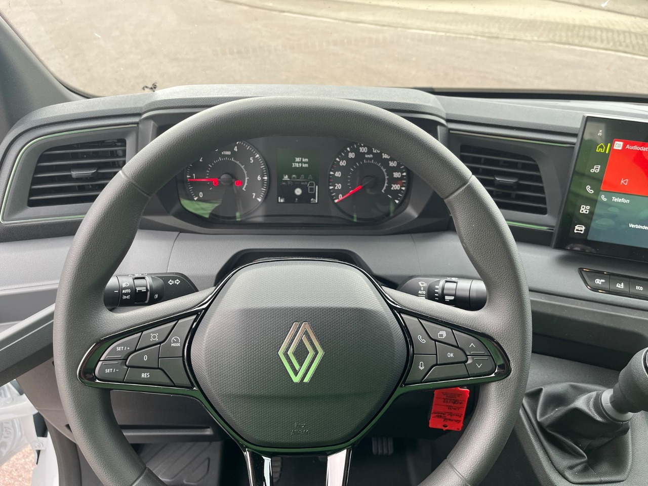 厢式货车 Renault MASTER HUMBAUR KOFFER:图13 厢式货车 Renault MASTER HUMBAUR KOFFER:图13