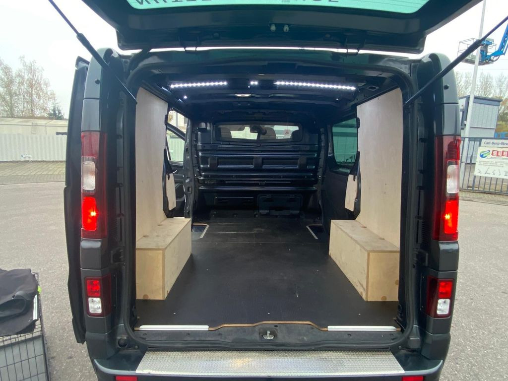 Renault TRAFIC L1H1 KaWa Renault TRAFIC L1H1 KaWa - 紧凑型面包车:图5 Renault TRAFIC L1H1 KaWa Renault TRAFIC L1H1 KaWa - 紧凑型面包车:图5