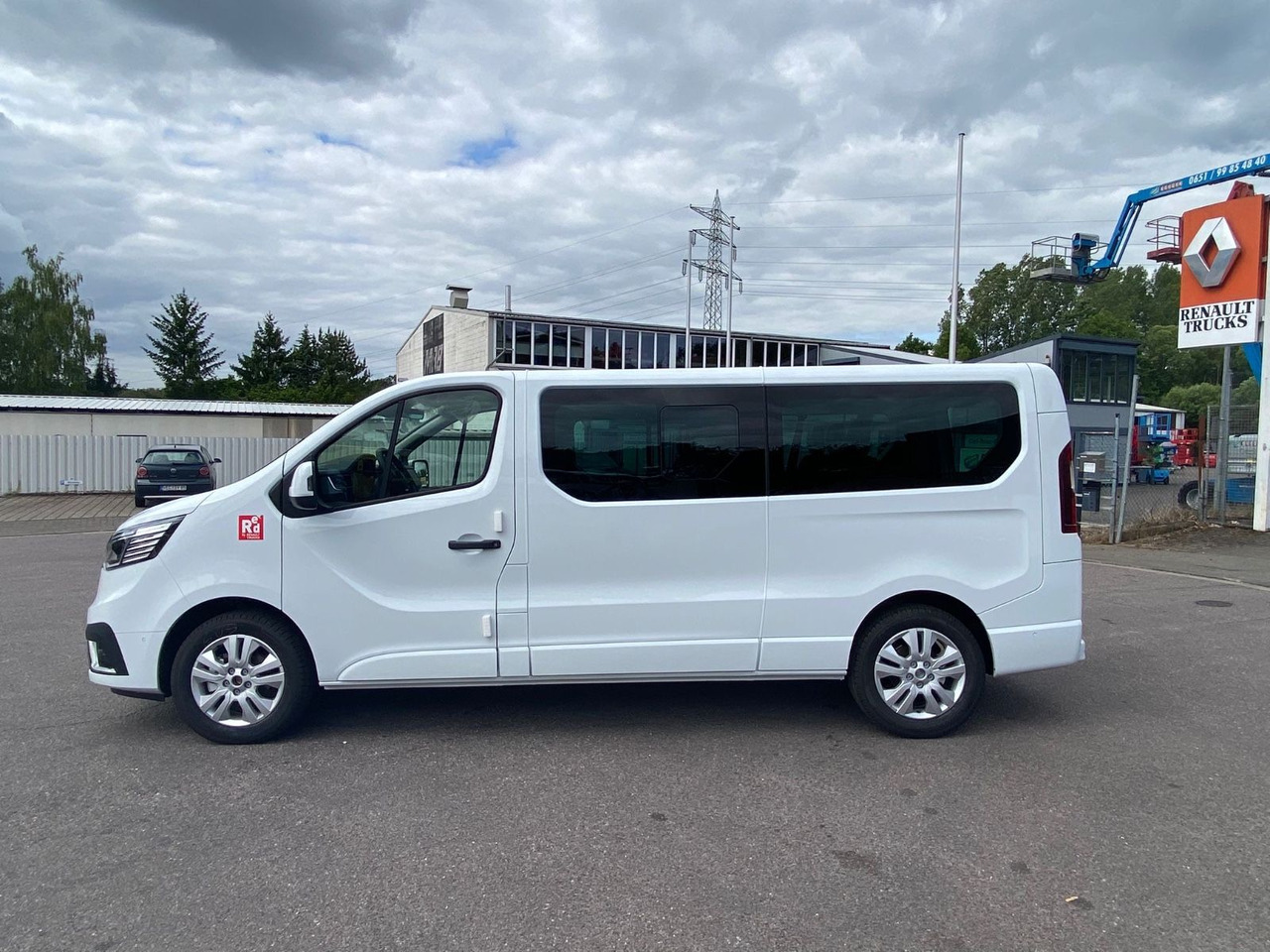 Renault TRAFIC RED KOMBI - 小型巴士, 小型客车:图4 Renault TRAFIC RED KOMBI - 小型巴士, 小型客车:图4