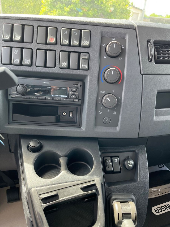 侧帘卡车 Volvo FL 14.245 Junge Schiebeplanenaufbau LBW：图11