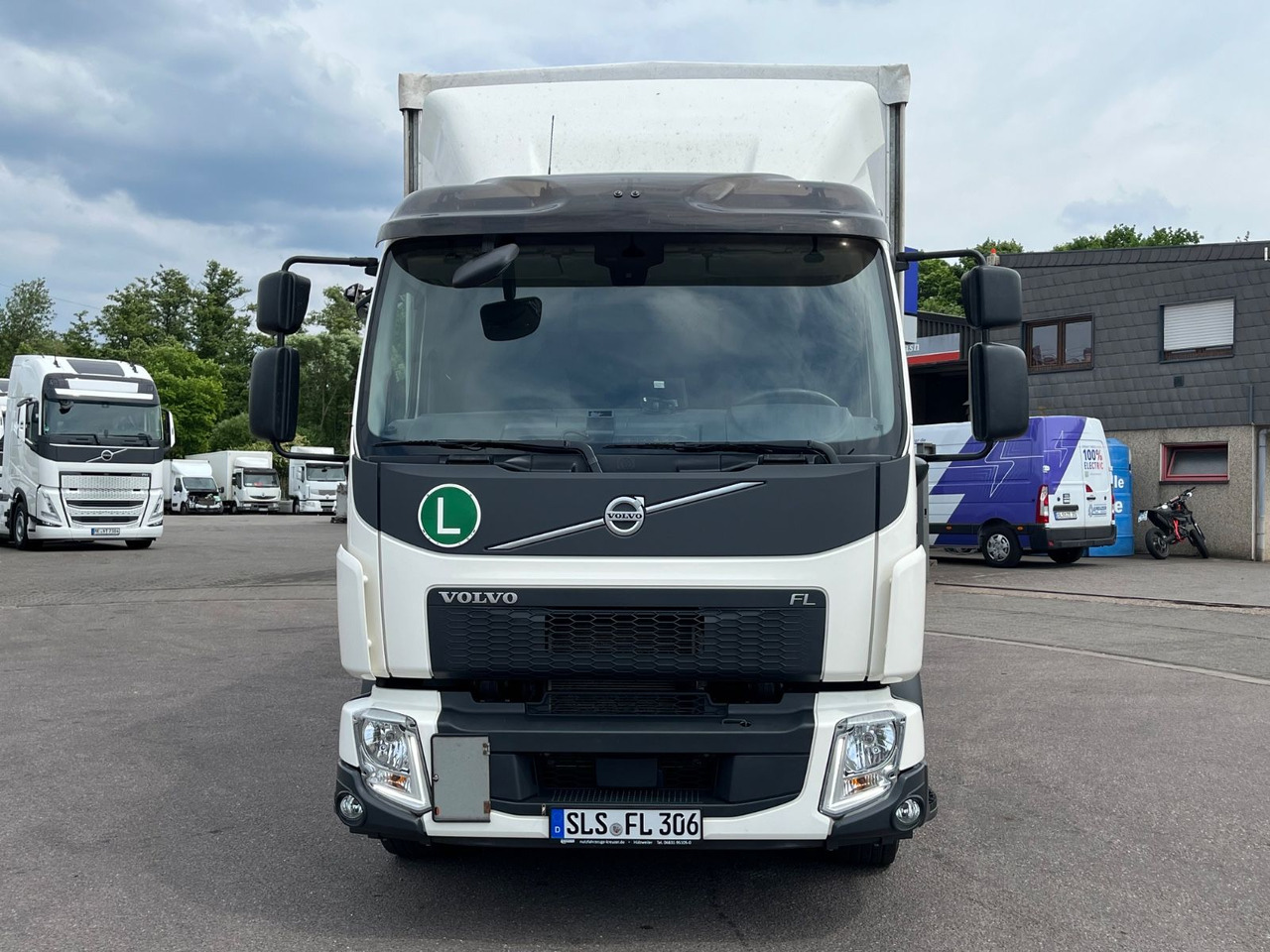 Volvo FL 14.245 Junghanns Schiebeplane LBW - 侧帘卡车:图2 Volvo FL 14.245 Junghanns Schiebeplane LBW - 侧帘卡车:图2