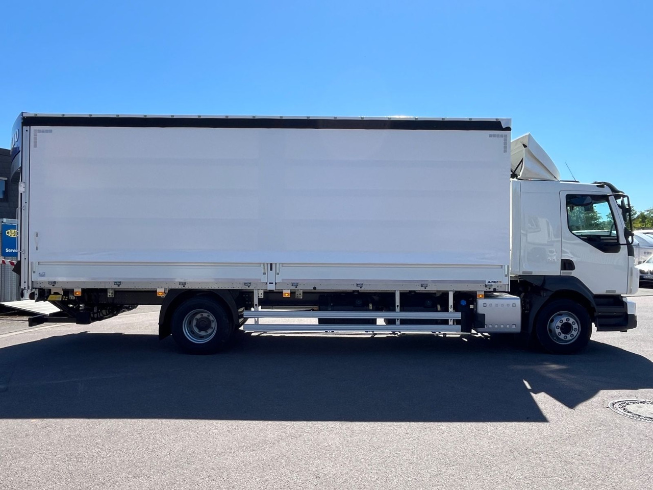 Volvo FL 16.280 Junge Schiebeplane - 侧帘卡车:图4 Volvo FL 16.280 Junge Schiebeplane - 侧帘卡车:图4