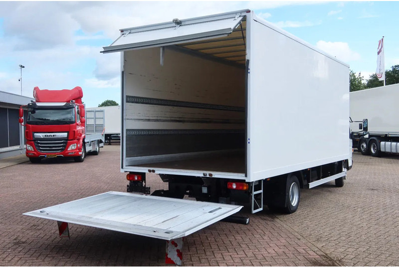 FUSO Canter Mistubishi Canter 7C18 - 厢式卡车:图3 FUSO Canter Mistubishi Canter 7C18 - 厢式卡车:图3