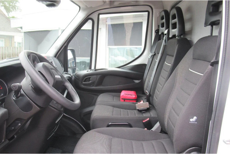 Iveco Daily 35C16 Bak + klep - 厢式货车:图5 Iveco Daily 35C16 Bak + klep - 厢式货车:图5