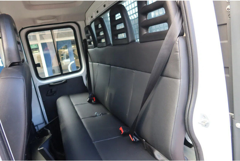Iveco Daily 35C16 HI Matic Dubbele cabine open 7 persoons uitvoering. Dubbel lucht achter as. 3.0 L motor - 平板货车, 康比货车:图5 Iveco Daily 35C16 HI Matic Dubbele cabine open 7 persoons uitvoering. Dubbel lucht achter as. 3.0 L motor - 平板货车, 康比货车:图5