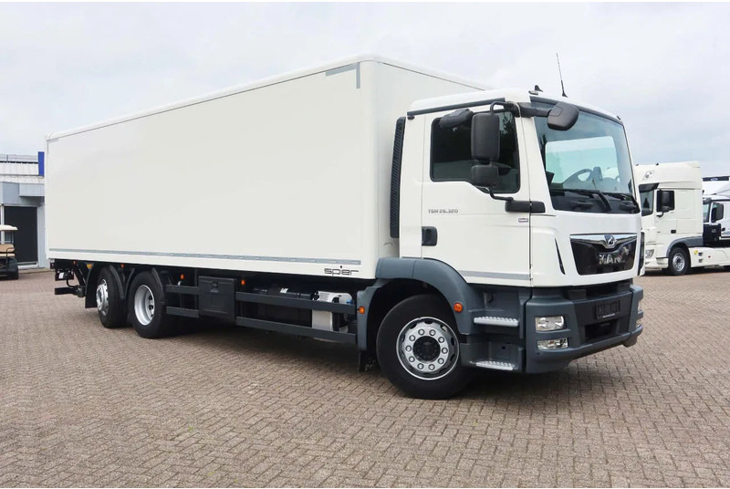 MAN 26.320 TGM Bak+Klep stuur lift as Bar klep 2.000 kg - 厢式卡车:图2 MAN 26.320 TGM Bak+Klep stuur lift as Bar klep 2.000 kg - 厢式卡车:图2