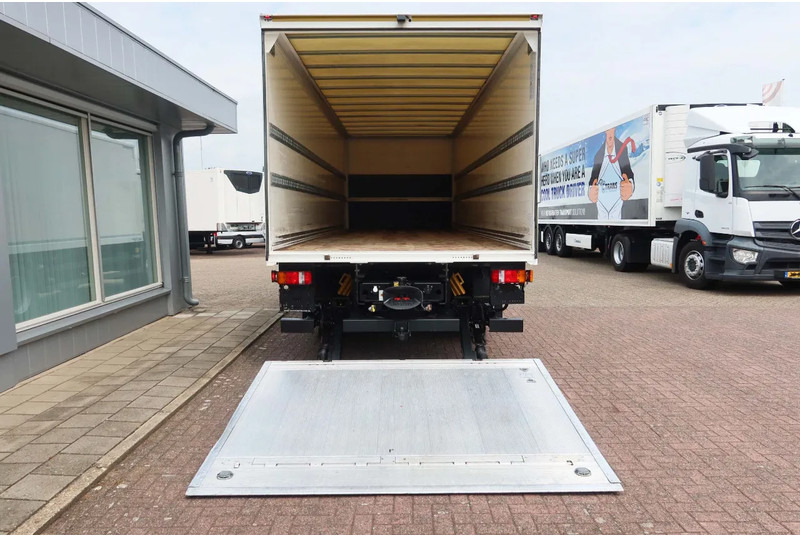 MAN 26.320 TGM Bak+Klep stuur lift as Bar klep 2.000 kg - 厢式卡车:图4 MAN 26.320 TGM Bak+Klep stuur lift as Bar klep 2.000 kg - 厢式卡车:图4