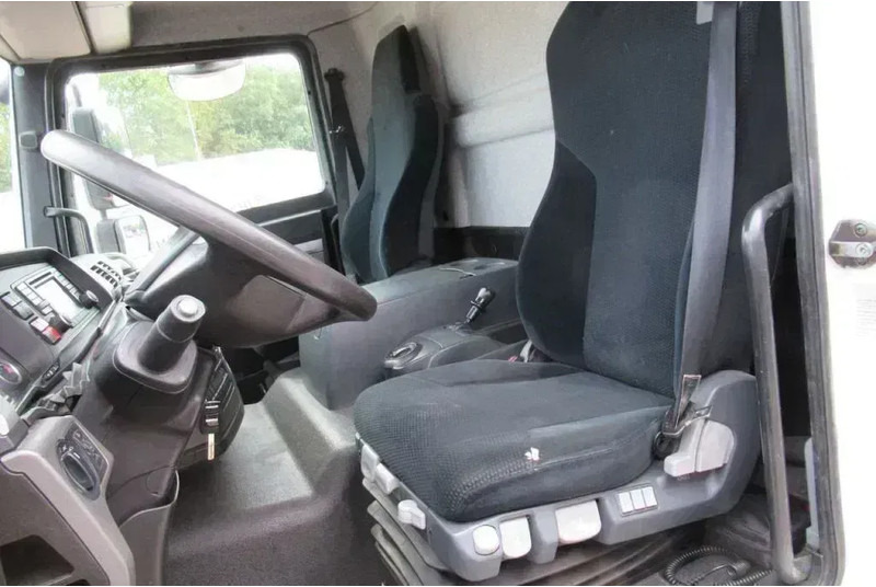 MAN TGM 18.250 Bak + klep Euro 6 - 厢式卡车:图5 MAN TGM 18.250 Bak + klep Euro 6 - 厢式卡车:图5