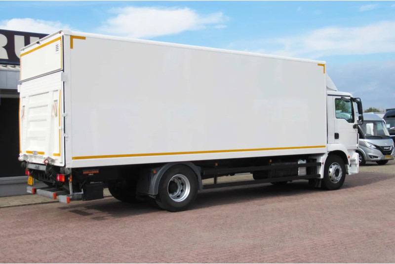 MAN TGM 18.250 Bak + klep Euro 6 - 厢式卡车:图3 MAN TGM 18.250 Bak + klep Euro 6 - 厢式卡车:图3