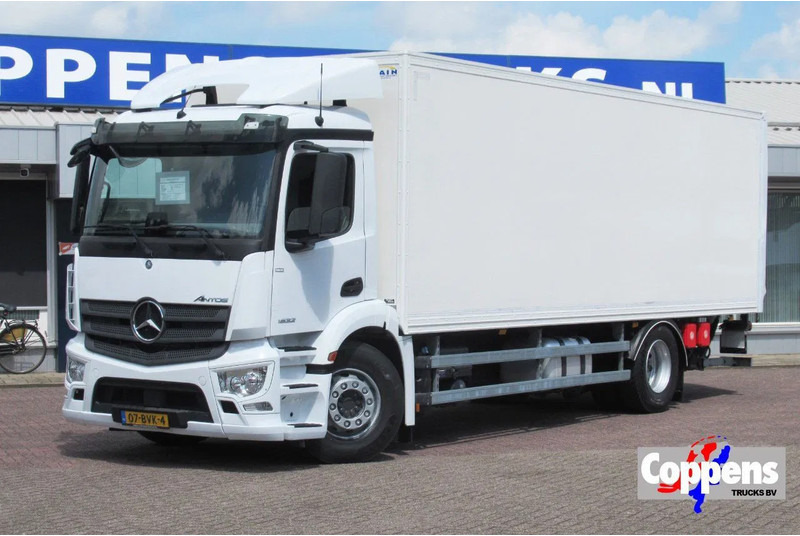 Mercedes-Benz Actros 1832 1832 LL 4x2 - 厢式卡车:图1 Mercedes-Benz Actros 1832 1832 LL 4x2 - 厢式卡车:图1